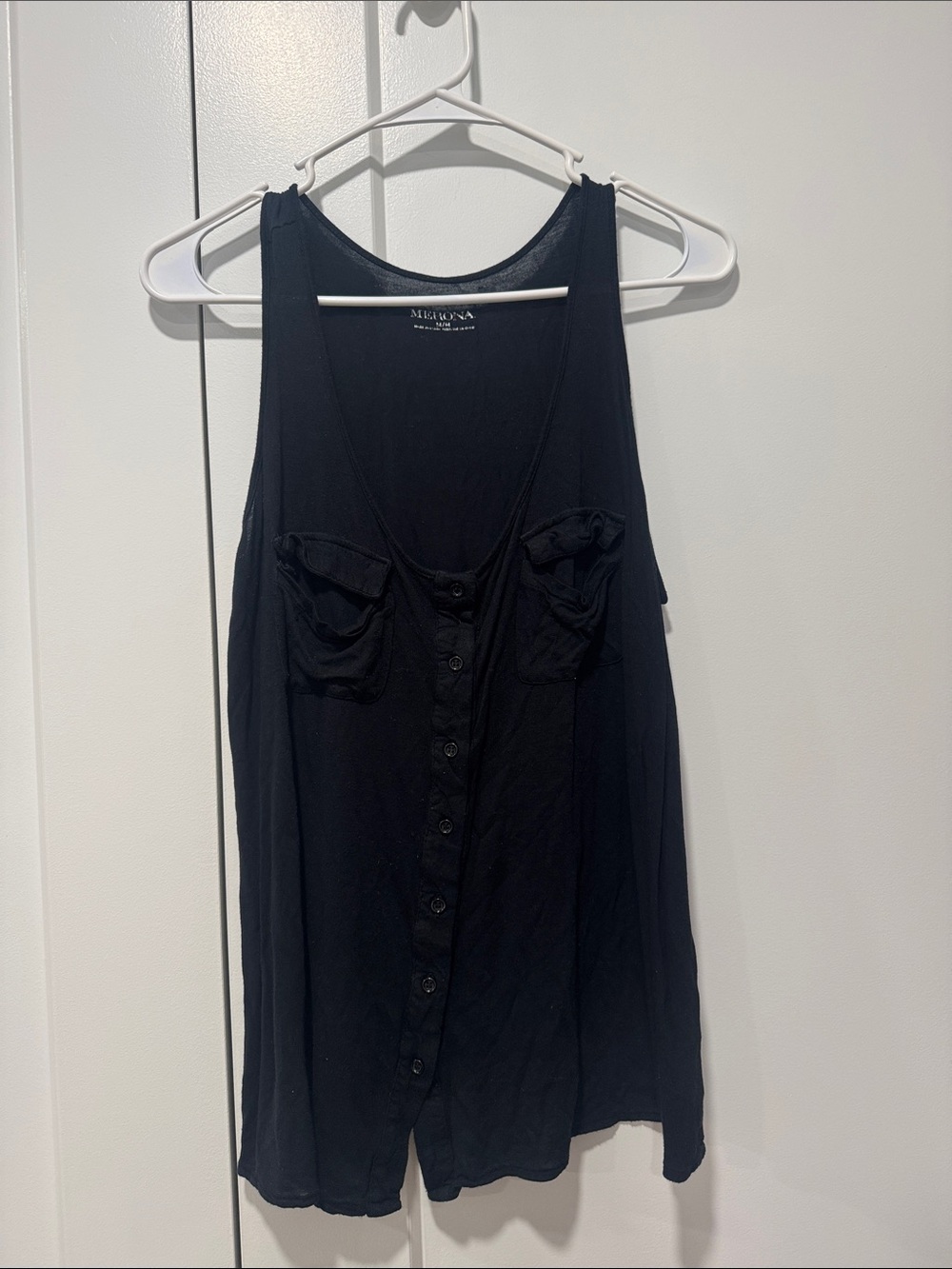 Merona Black Sleeveless Button-Front Tank with Dual Chest Pockets